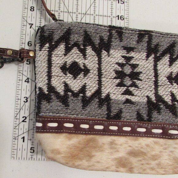 Myra Bag Cotton/Leather Pouch - Picture 11 of 12
